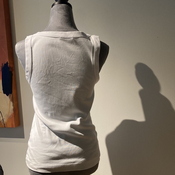 Michael stars, sleeveless V-neck white T-shirt, size small - Picture 3 of 8